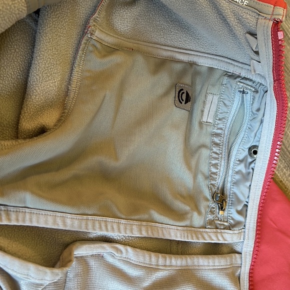The North face pink coral color jacket - Picture 6 of 7